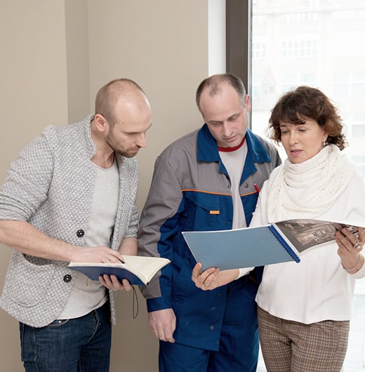 В нашей команде специалисты различного профиля